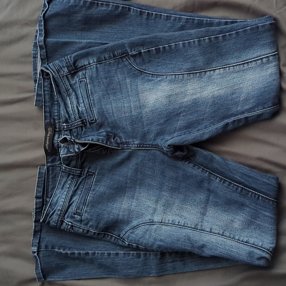 Women's jeans